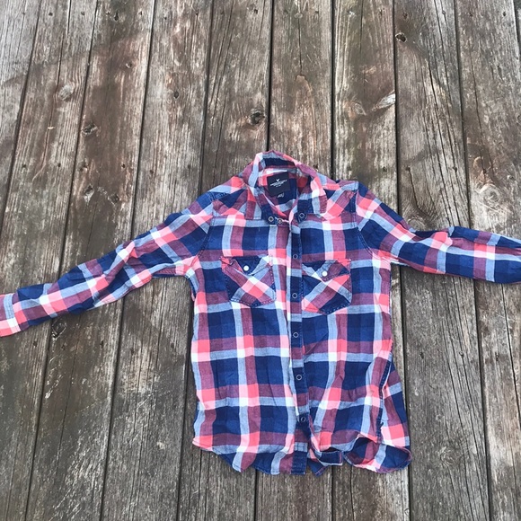 American Eagle Outfitters Tops - 😱AEO FLANNEL😱 American Eagle Outfitters Tops - 😱AEO FLANNEL😱